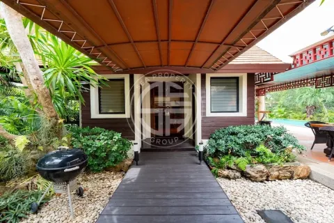 Chalet de 4 dormitorios en Nai Harn Beach, Tailandia № 190658 - foto 8