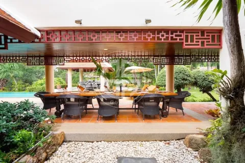 Chalet de 4 dormitorios en Nai Harn Beach, Tailandia № 190658 - foto 9