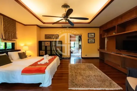 Chalet de 4 dormitorios en Nai Harn Beach, Tailandia № 190658 - foto 28