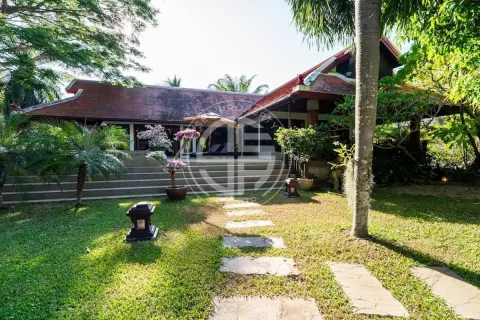 Chalet de 4 dormitorios en Nai Harn Beach, Tailandia № 190658 - foto 30