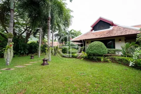 Chalet de 4 dormitorios en Nai Harn Beach, Tailandia № 190658 - foto 23