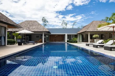 Chalet de 4 dormitorios en Phuket, Tailandia № 190656 - foto 2