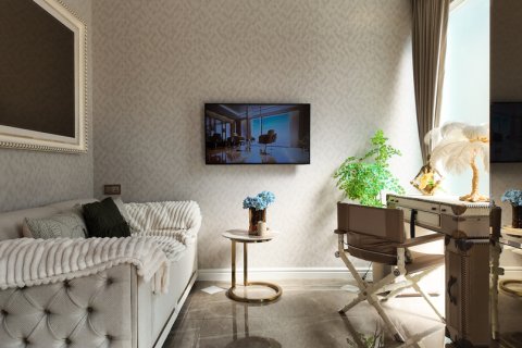 Apartamento de 4 habitaciones en Pattaya, Tailandia № 170387 - foto 10