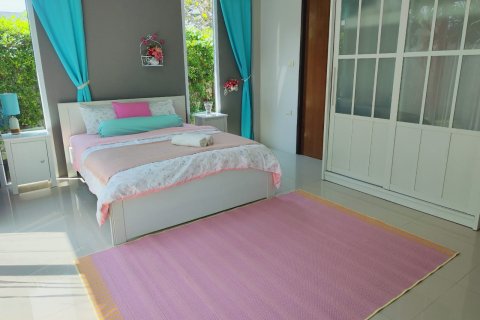 Casa de 2 dormitorios en Pattaya, Tailandia № 170390 - foto 17