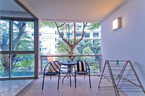 Apartamento de 2 dormitorios en Pattaya, Tailandia № 170389 - foto 3
