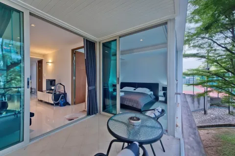 Apartamento de 2 dormitorios en Pattaya, Tailandia № 170389 - foto 19