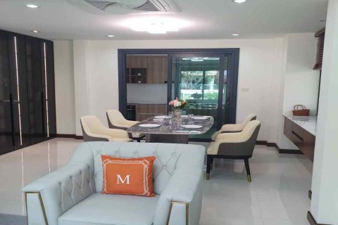 Casa de 4 dormitorios en Chiang Mai, Tailandia № 162810 - foto 6