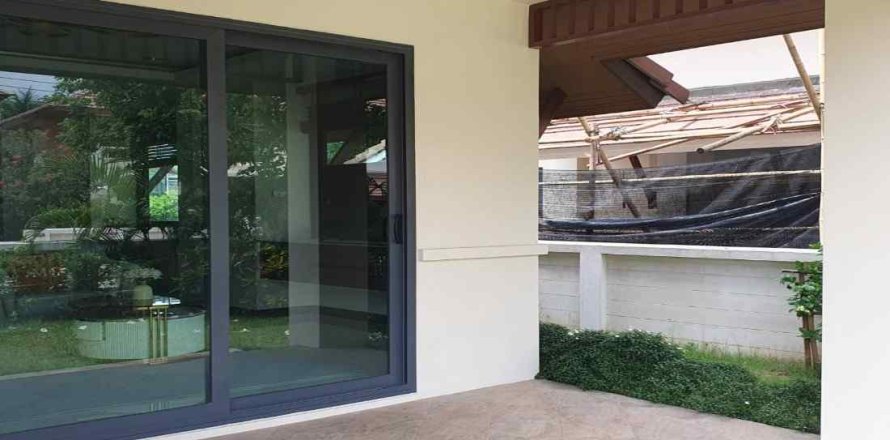 Casa de 4 dormitorios en Chiang Mai, Tailandia № 162810