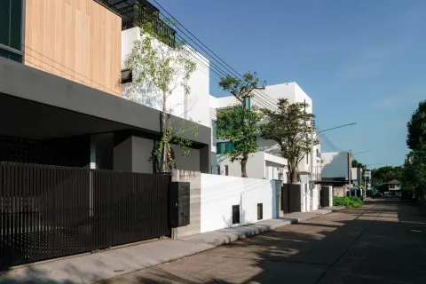 Chalet de 3 dormitorios en Chiang Mai, Tailandia № 162805 - foto 2