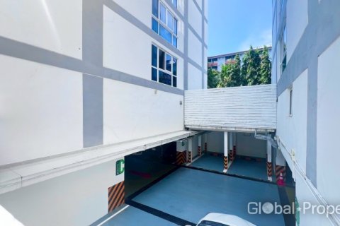 Sobre plano GRAND AVENUE RESIDENCE en Pattaya, Tailandia № 25455 - foto 7
