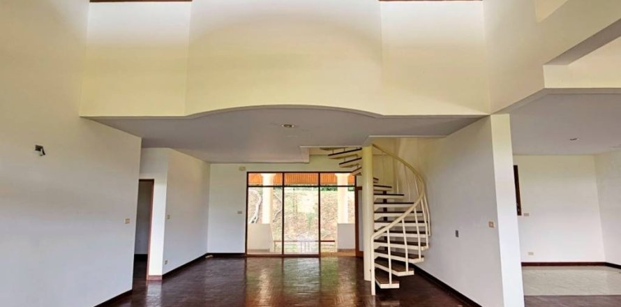 Dúplex de 4 dormitorios en Phuket, Tailandia № 151100