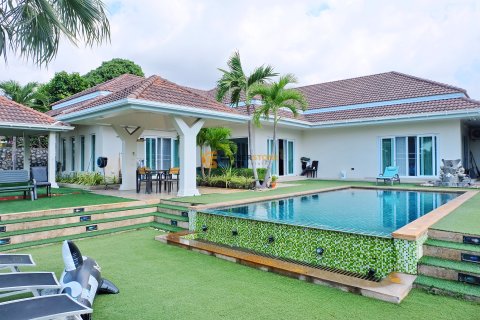 Studio in Bang Lamung, Thailand № 162286