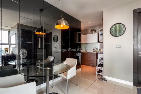 Condo à Bang Lamung, Thaïlande, 2 chambres № 162289 - photo 6