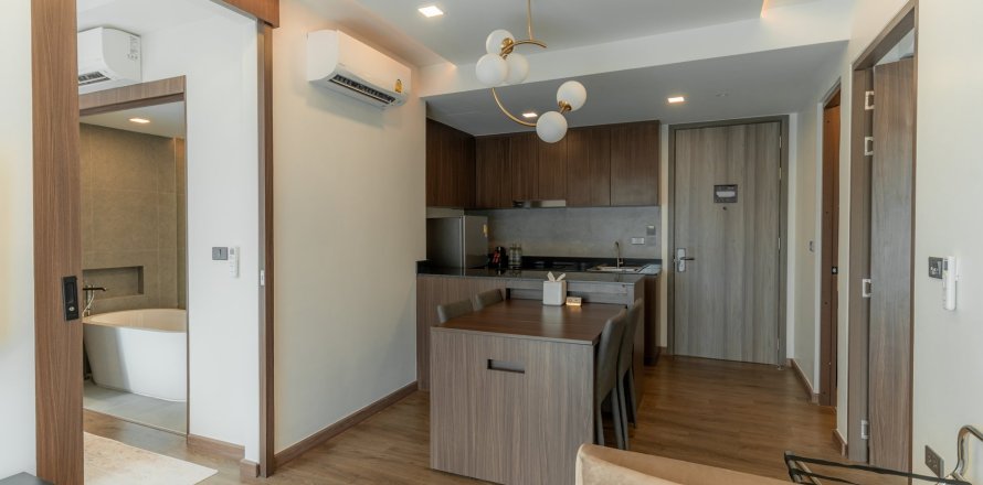 Apartamento de 2 dormitorios en Proud Residence by Wyndham, Phuket, Tailandia № 168032