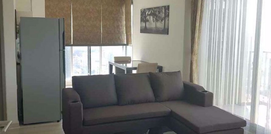 Condo à Bangkok, Thaïlande, 2 chambres à Life Ratchadapisek  № 51619