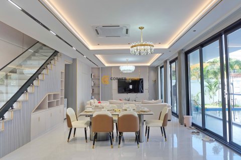 Estudio en Jomtien Beach, Pattaya, Tailandia № 118400 - foto 5