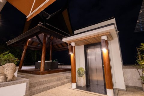 Chalet de 5 dormitorios en Surin Beach, Tailandia № 202968 - foto 2