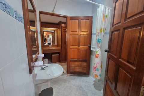 Condominio de 3 dormitorios en Kathu, Tailandia № 140948 - foto 5