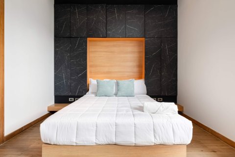 Chalet de 6 dormitorios en Ko Samui, Tailandia № 165689 - foto 24