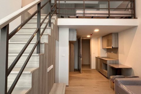 Studio dans le Condo à Chatuchak, Bangkok, Thaïlande  № 172697