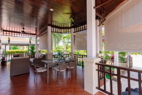 Chalet de 2 dormitorios en Hua Hin, Tailandia № 172698 - foto 10