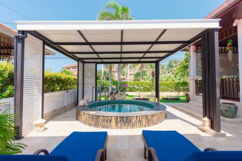 Chalet de 2 dormitorios en Hua Hin, Tailandia № 172698 - foto 6