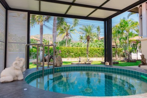 Chalet de 2 dormitorios en Hua Hin, Tailandia № 172698 - foto 4