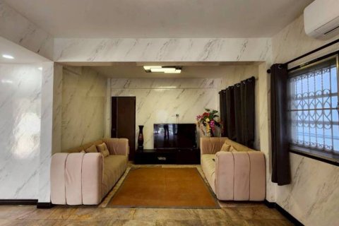 Casa de 3 dormitorios en Pattaya, Tailandia № 172700 - foto 3
