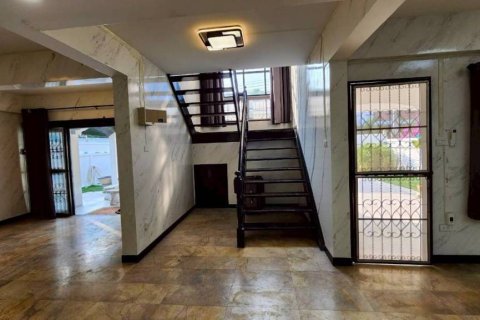 Casa de 3 dormitorios en Pattaya, Tailandia № 172700 - foto 10