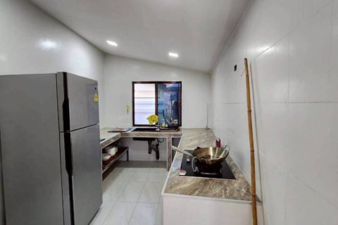 Casa de 3 dormitorios en Pattaya, Tailandia № 172700 - foto 8
