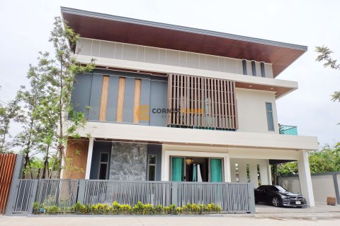 Estudio en Pattaya, Tailandia № 26135