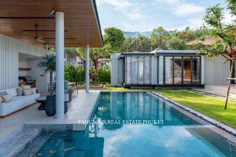 Chalet de 5 dormitorios en Bang Tao, Tailandia № 179577 - foto 3