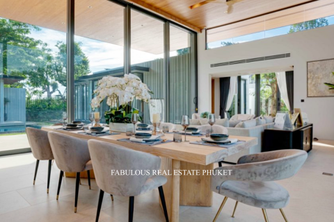 Chalet de 4 dormitorios en Bang Tao, Tailandia № 179580 - foto 2