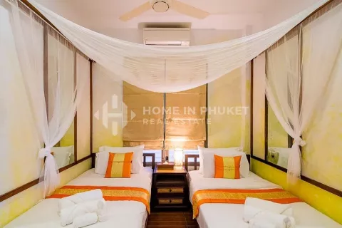 House in Phuket, Thailand 5 bedrooms № 135366 - photo 26