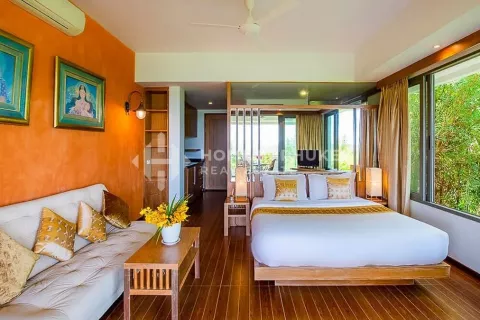 House in Phuket, Thailand 5 bedrooms № 135366 - photo 25