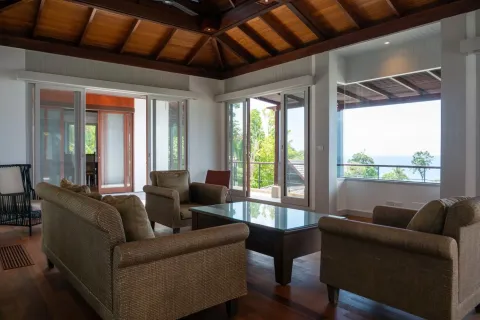 Casa de 7 dormitorios en Surin, Tailandia № 153885 - foto 7