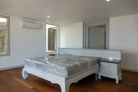 Casa de 7 dormitorios en Surin, Tailandia № 153885 - foto 28