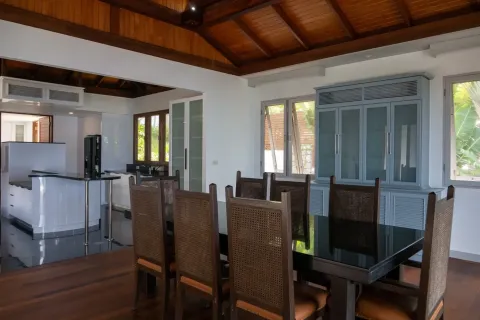 Casa de 7 dormitorios en Surin, Tailandia № 153885 - foto 11
