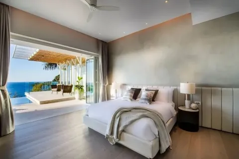 Casa de 4 dormitorios en Surin, Tailandia № 153888 - foto 15