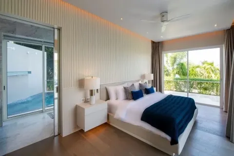 Casa de 4 dormitorios en Surin, Tailandia № 153888 - foto 11