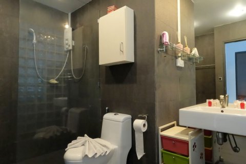 Eigentumswohnung in Patong, Thailand, 2 Schlafzimmer № 179840 - Foto 12