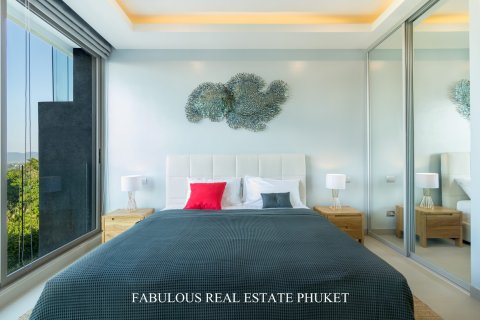 Apartamento de 3 dormitorios en Surin Beach, Tailandia № 179844 - foto 5
