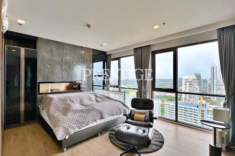 Condo in Pattaya, Thailand, 3 bedrooms № 198443 - photo 12