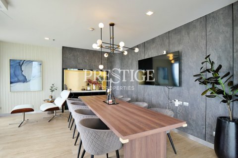 Condo in Pattaya, Thailand, 3 bedrooms № 198443 - photo 6