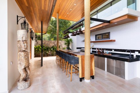 Villa in Ko Samui, Thailand 6 bedrooms № 172486 - photo 6