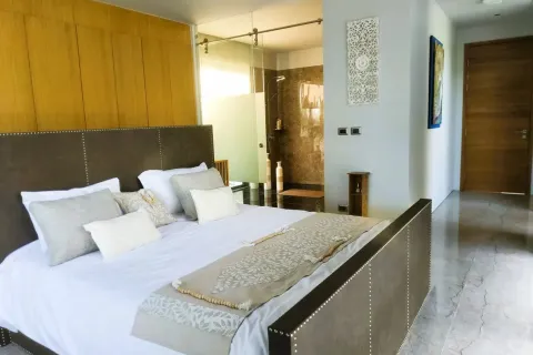 Casa de 4 dormitorios en Bang Tao, Tailandia № 153856 - foto 20