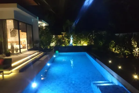 Casa de 4 dormitorios en Bang Tao, Tailandia № 153856 - foto 10