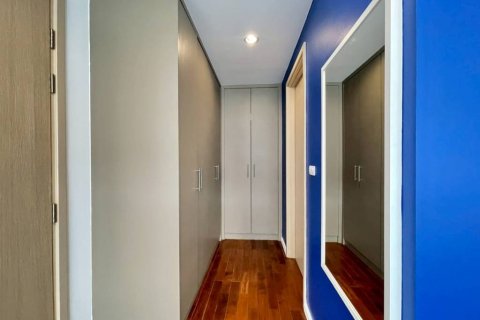Condominio de 1 dormitorio en Khlong Toei, Bangkok, Tailandia № 172790 - foto 9