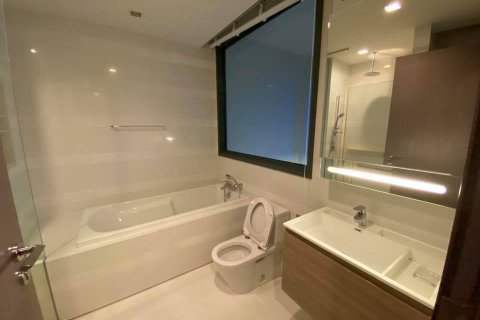 Condo in Bangkok, Thailand, 2 bedrooms  № 66389 - photo 11