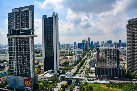 Condo in Bangkok, Thailand, 3 bedrooms  № 66386 - photo 2